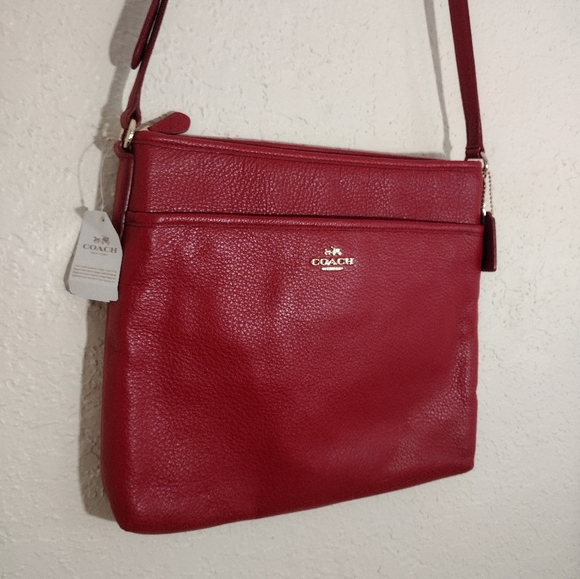 Coach Red Signature Pebbled Leather File Bag NWT - Picture 5 of 13